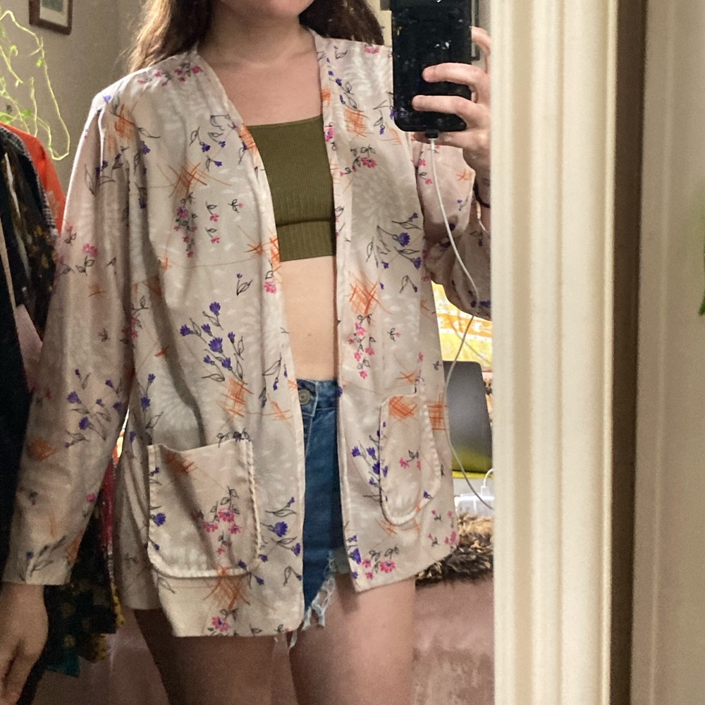 Cute light floral cardigan/ kimono